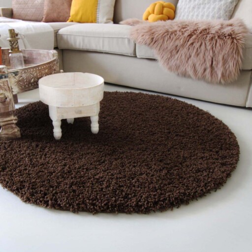 Hoogpolig rond vloerkleed shaggy Royal 5cm hoogte - bruin - sfeer